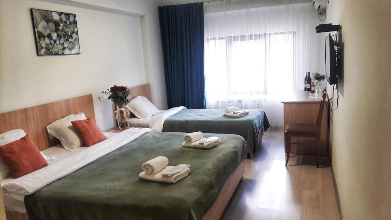 Amadeus Hotel Tbilisi Exterior foto